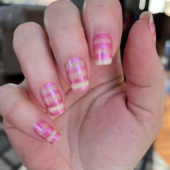 Color Street- Retired Pink Bundles - Picture 6 of 9